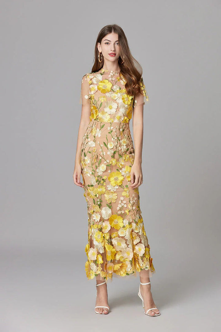 Aurelia | Damen Maxikleid mit 3D Blumenstickerei, ärmellos festlich