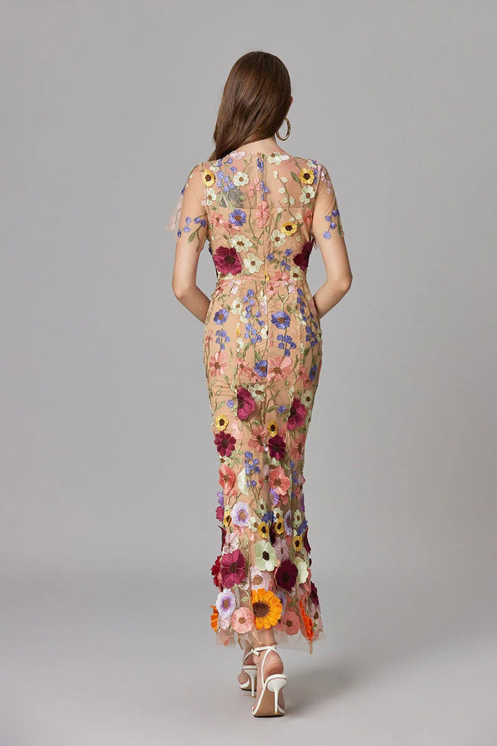 Aurelia | Damen Maxikleid mit 3D Blumenstickerei, ärmellos festlich