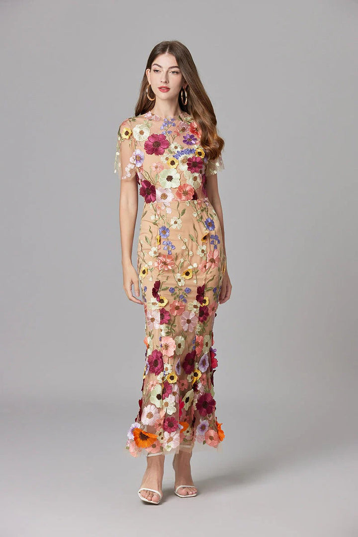 Aurelia | Damen Maxikleid mit 3D Blumenstickerei, ärmellos festlich