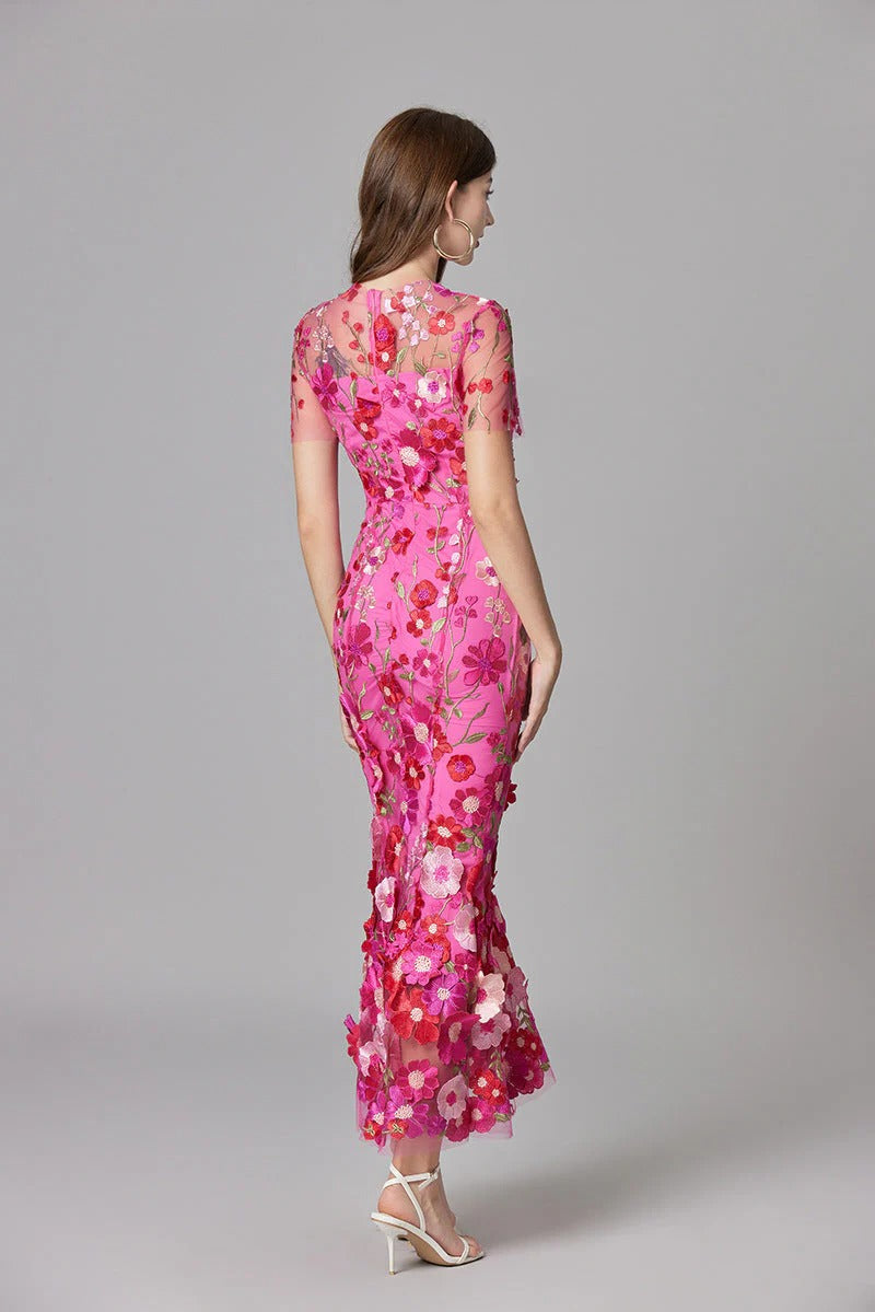 Aurelia | Damen Maxikleid mit 3D Blumenstickerei, ärmellos festlich