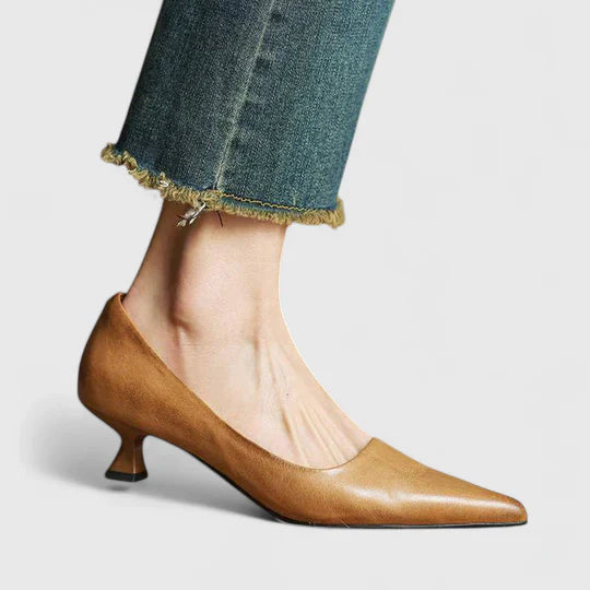 Rassy | Damen Pumps Spitze Zehenpartie Kitten Heel Elegant