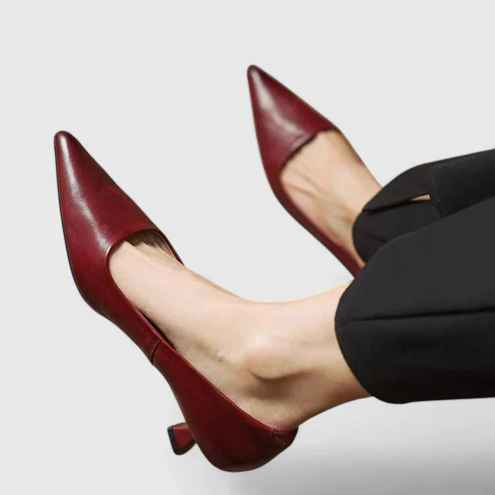 Rassy | Damen Pumps Spitze Zehenpartie Kitten Heel Elegant