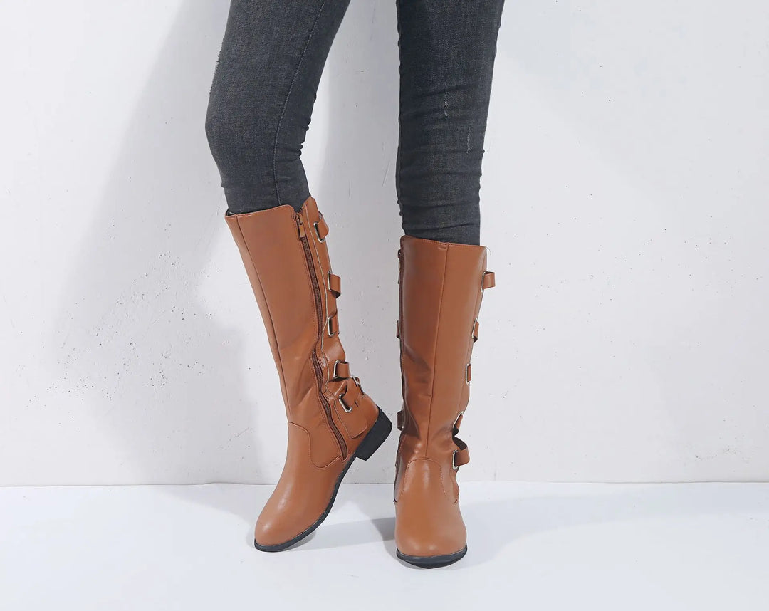 Isolde | Damen Kniehohe Stiefel mit Schnallen - Camel - Image 1