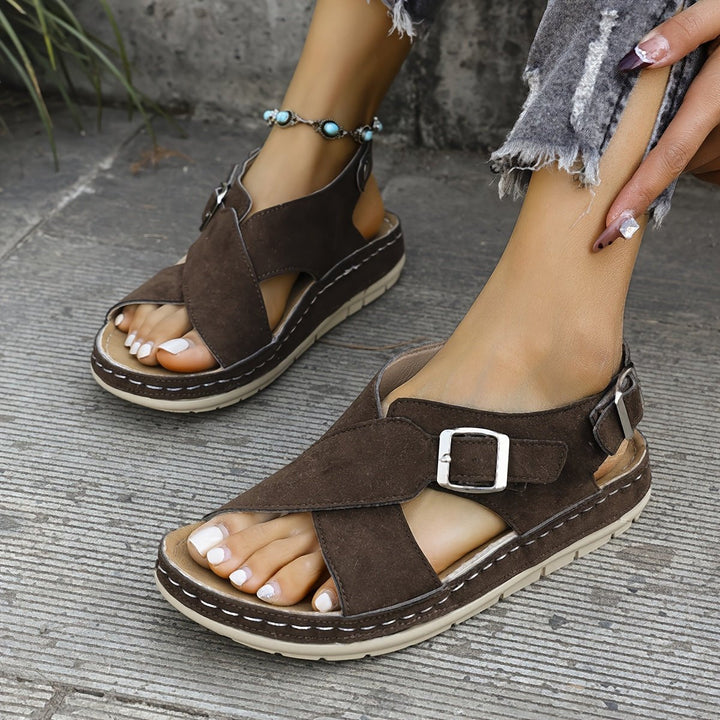 Klara | Damen Riemchen Platform Sandalen - Brown - Image 7