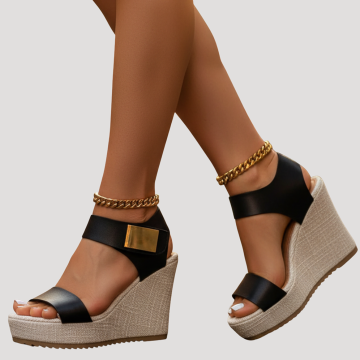 Linnea | Damen Plateau Sandalen mit Keilabsatz und Knöchelriemen - Black - Image 2