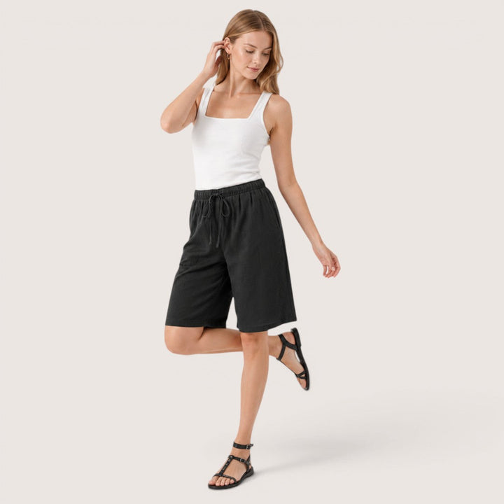 Marike | Damen Bermuda Shorts Loose Fit Tunnelzug - Black - Image 1
