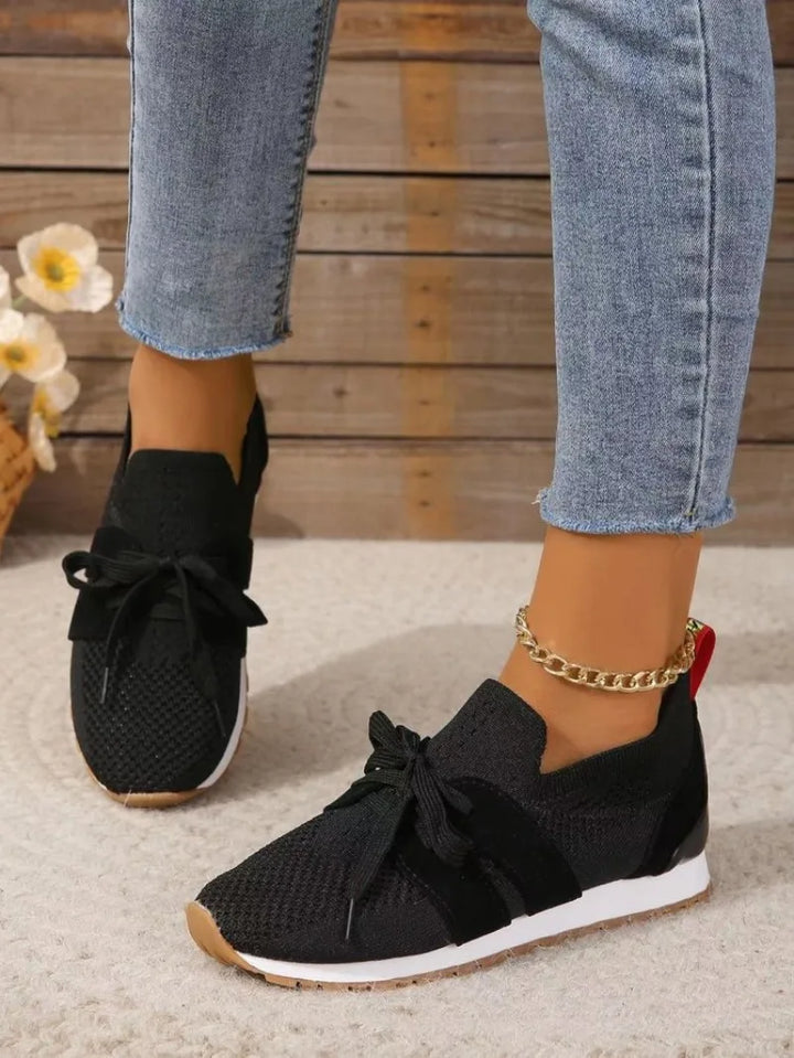 Marlene | Damen Slip-On Sneaker mit Schleife - Black - Image 2