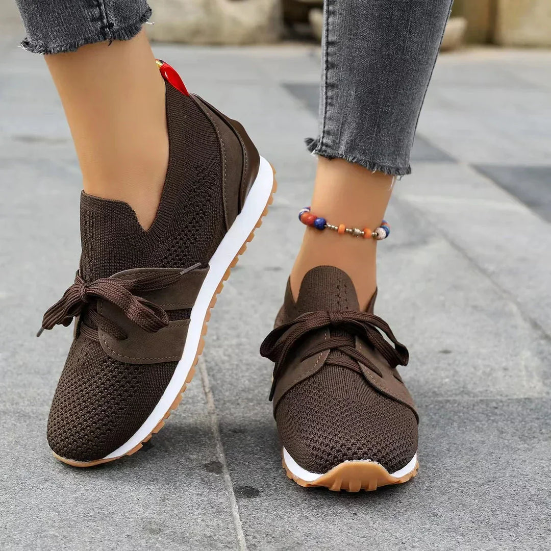 Marlene | Damen Slip-On Sneaker mit Schleife - Black - Image 5