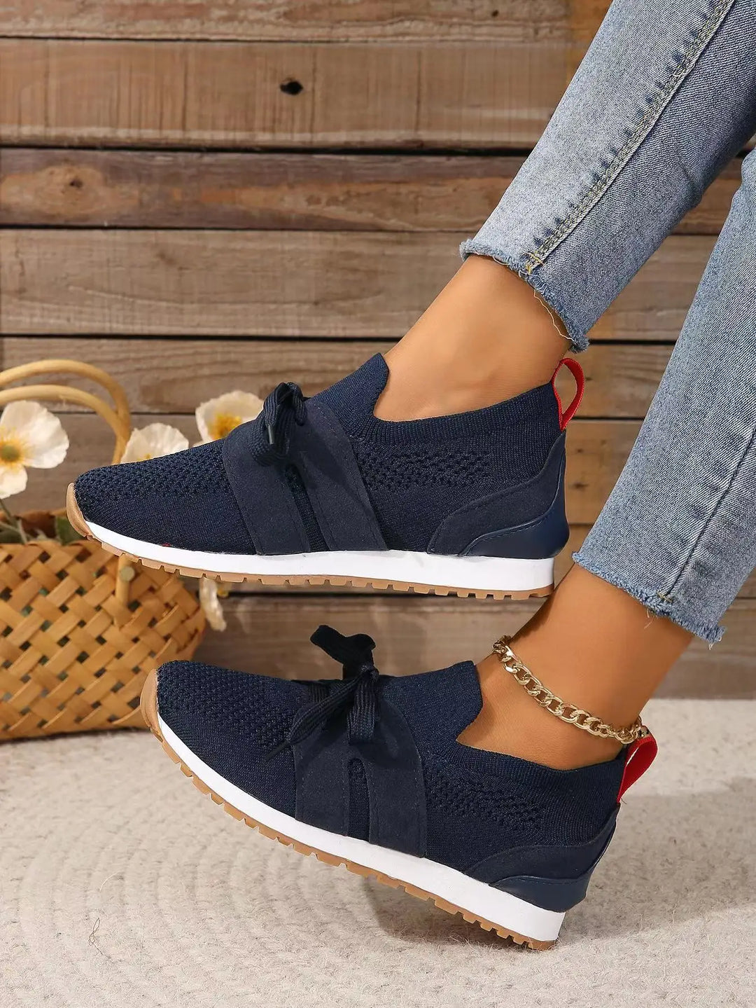 Marlene | Damen Slip-On Sneaker mit Schleife - Black - Image 8