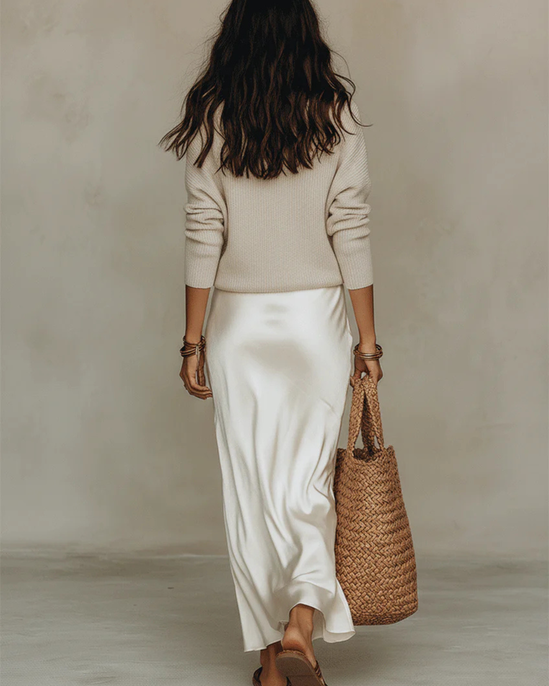 Marlene | Damen Strickpullover & Satin Midi Rock Set - Cream - Image 9