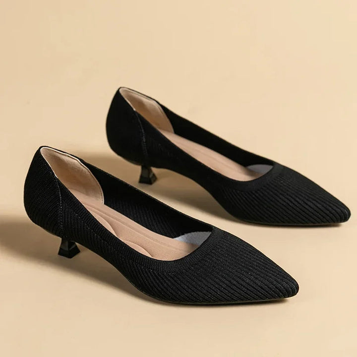 Meret | Damen Kitten Heel Pumps Spitze Slip-on - Taupe - Image 11