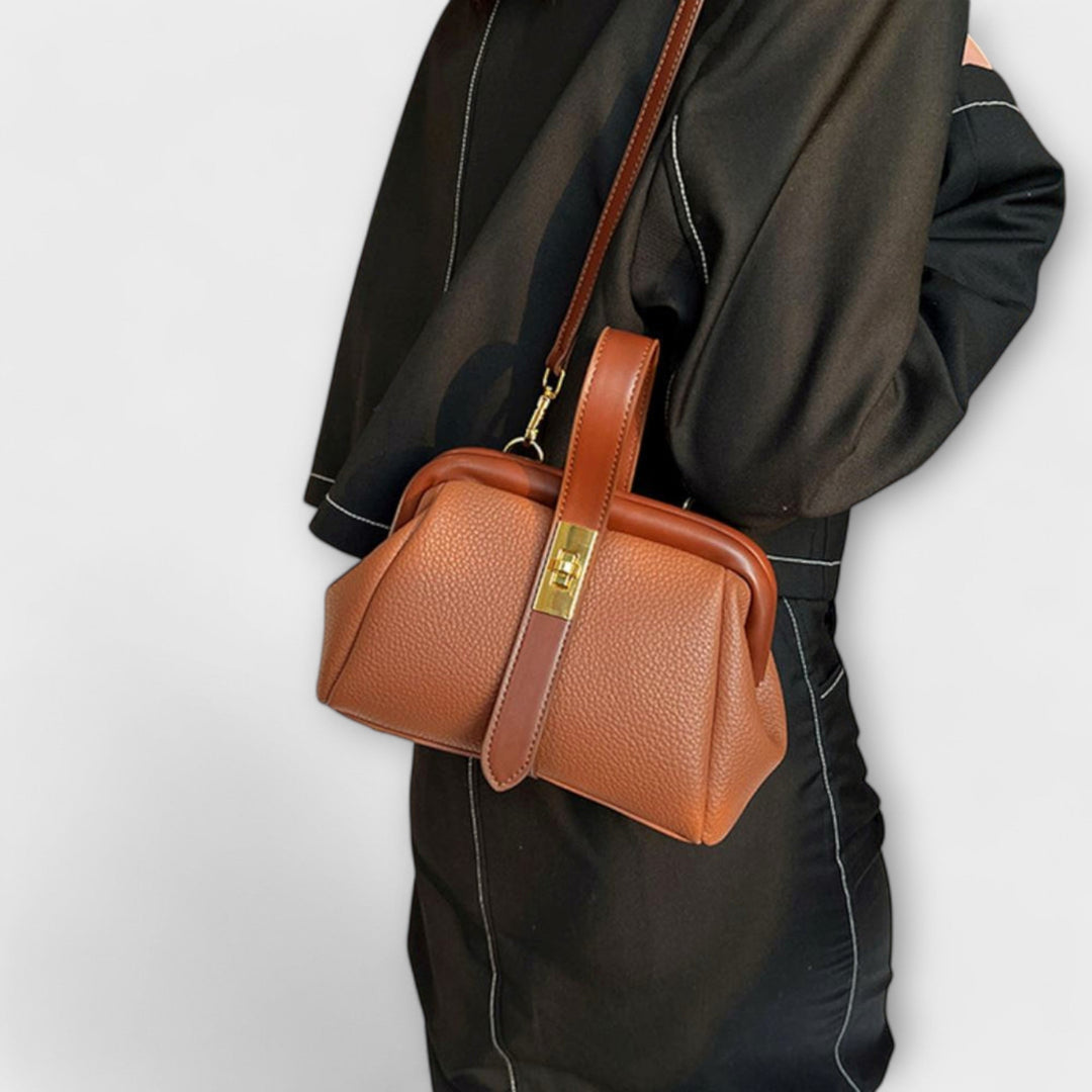 Mireille | Damen Mini Handtasche mit Drehverschluss - Image 4