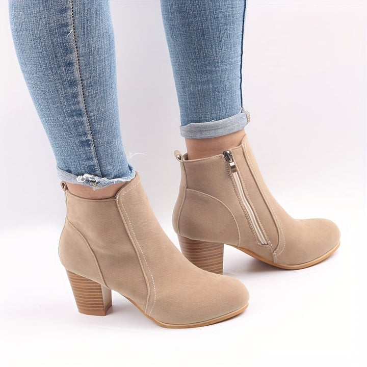 Nora | Damen Ankle Boots mit Blockabsatz, 68 Zeichen - Beige - Image 4