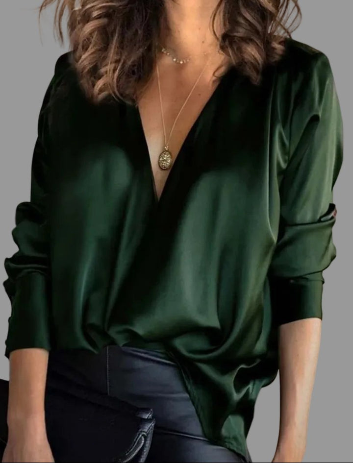Odette | Damen Langarmbluse Tiefer V-Ausschnitt - Dark Green - Image 1