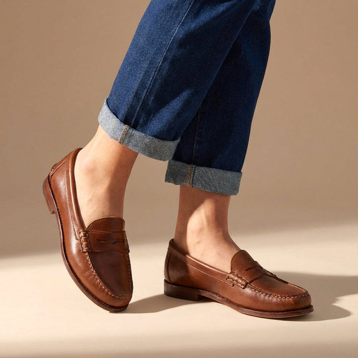 Ragna | Damen Klassischer Penny Loafer Flacher Schuh - Brown - Image 1