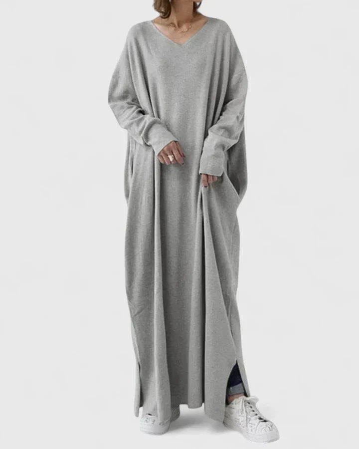 Ragnela | Damen Strickkleid Oversize Maxi - Light Grey - Image 1