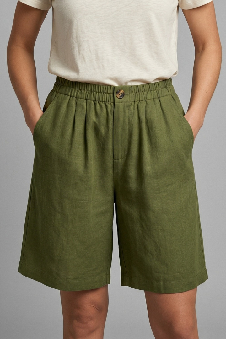 Rania | Damen Bermuda Shorts mit Kordelzug - Khaki - Image 3