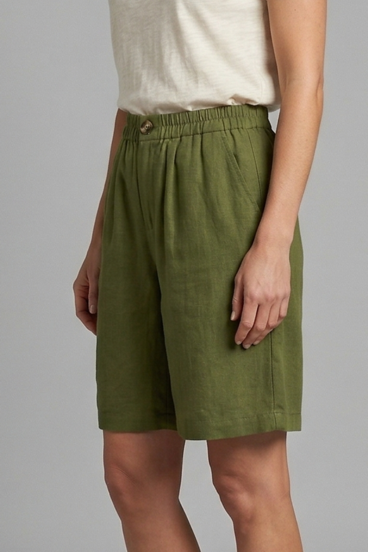 Rania | Damen Bermuda Shorts mit Kordelzug - Khaki - Image 6