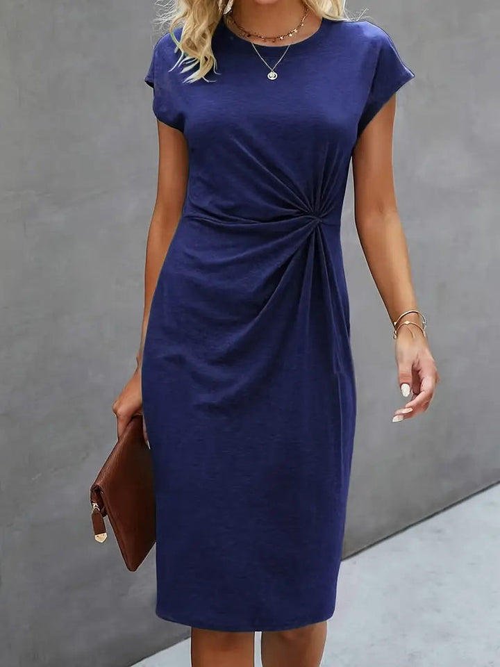 Rosemarie | Damen Kurzarm Midikleid mit Twist Detail - Black - Image 2