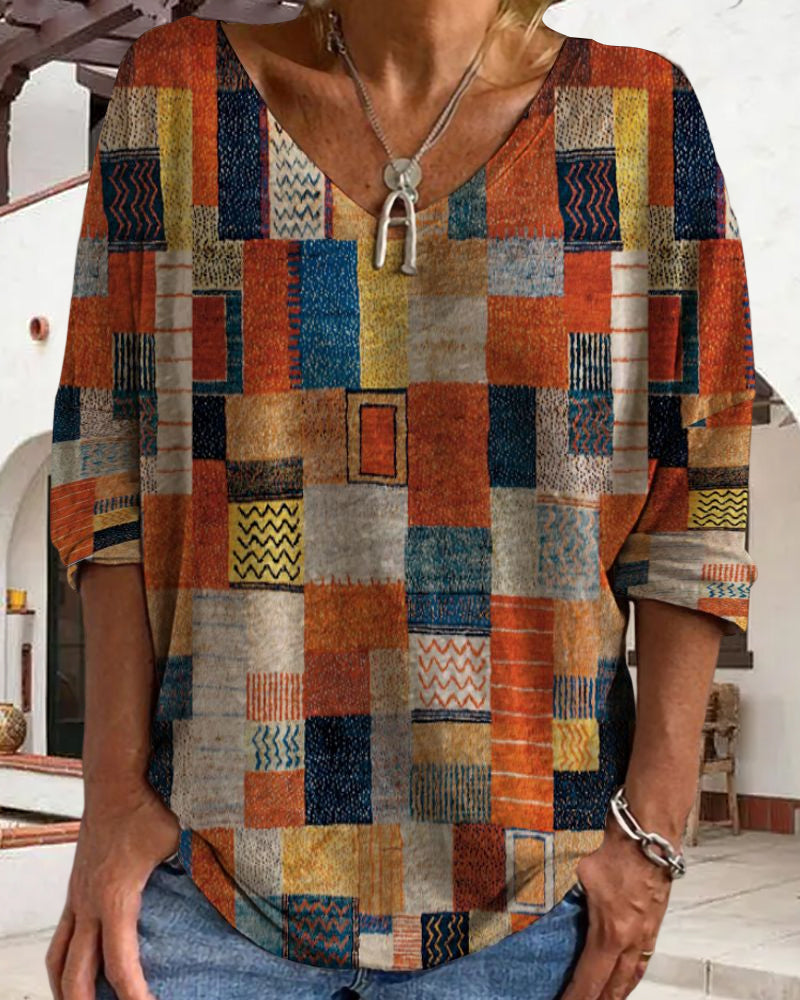 Rosilda | Damen Patchwork V-Ausschnitt Bluse - Image 1