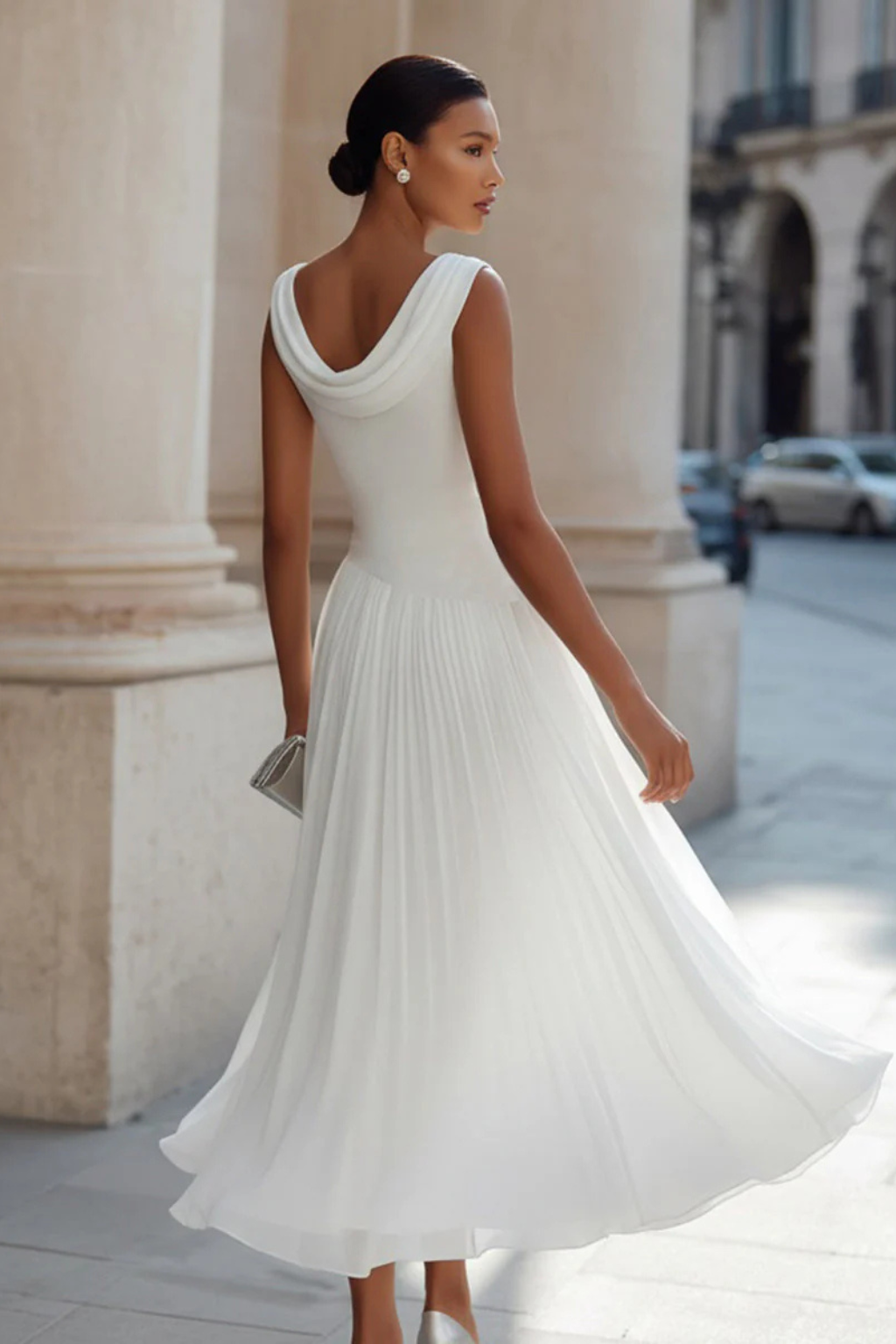 Seraphita | Damen Drapiertes Ärmellos Plissee Midikleid - White - Image 5