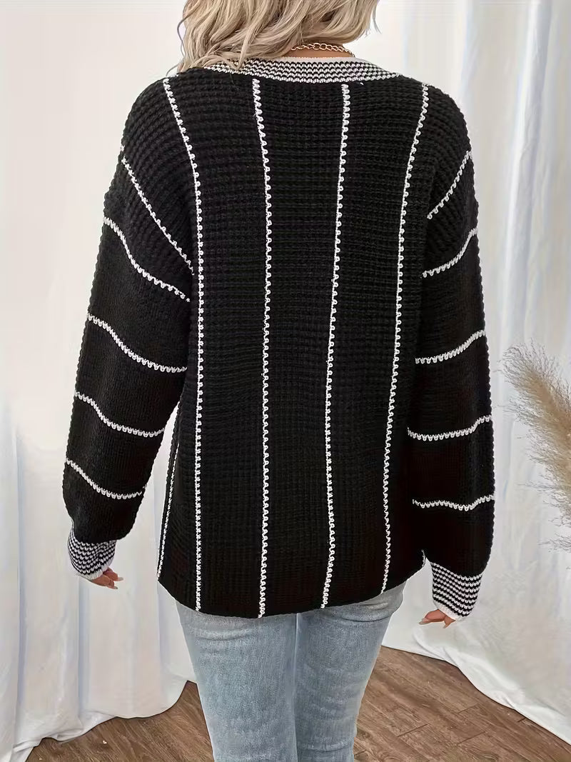 Solbeke | Damen Oversize Strickpullover mit V-Ausschnitt - Cream - Image 10