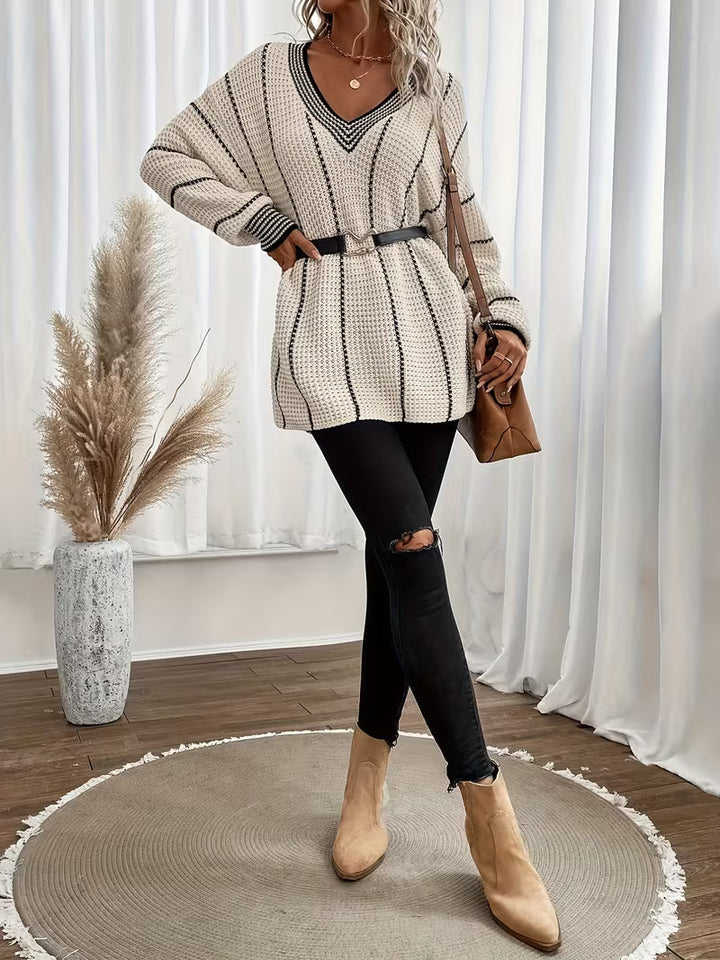 Solbeke | Damen Oversize Strickpullover mit V-Ausschnitt - Cream - Image 3
