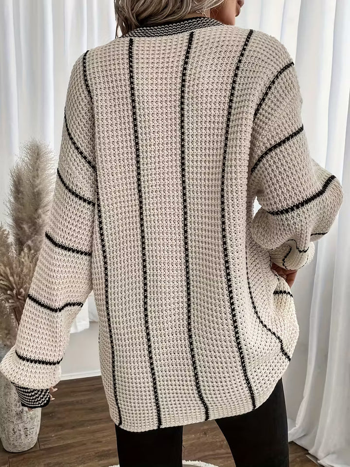 Solbeke | Damen Oversize Strickpullover mit V-Ausschnitt - Cream - Image 6