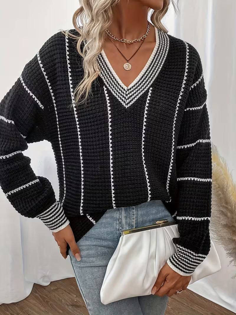 Solbeke | Damen Oversize Strickpullover mit V-Ausschnitt - Cream - Image 8