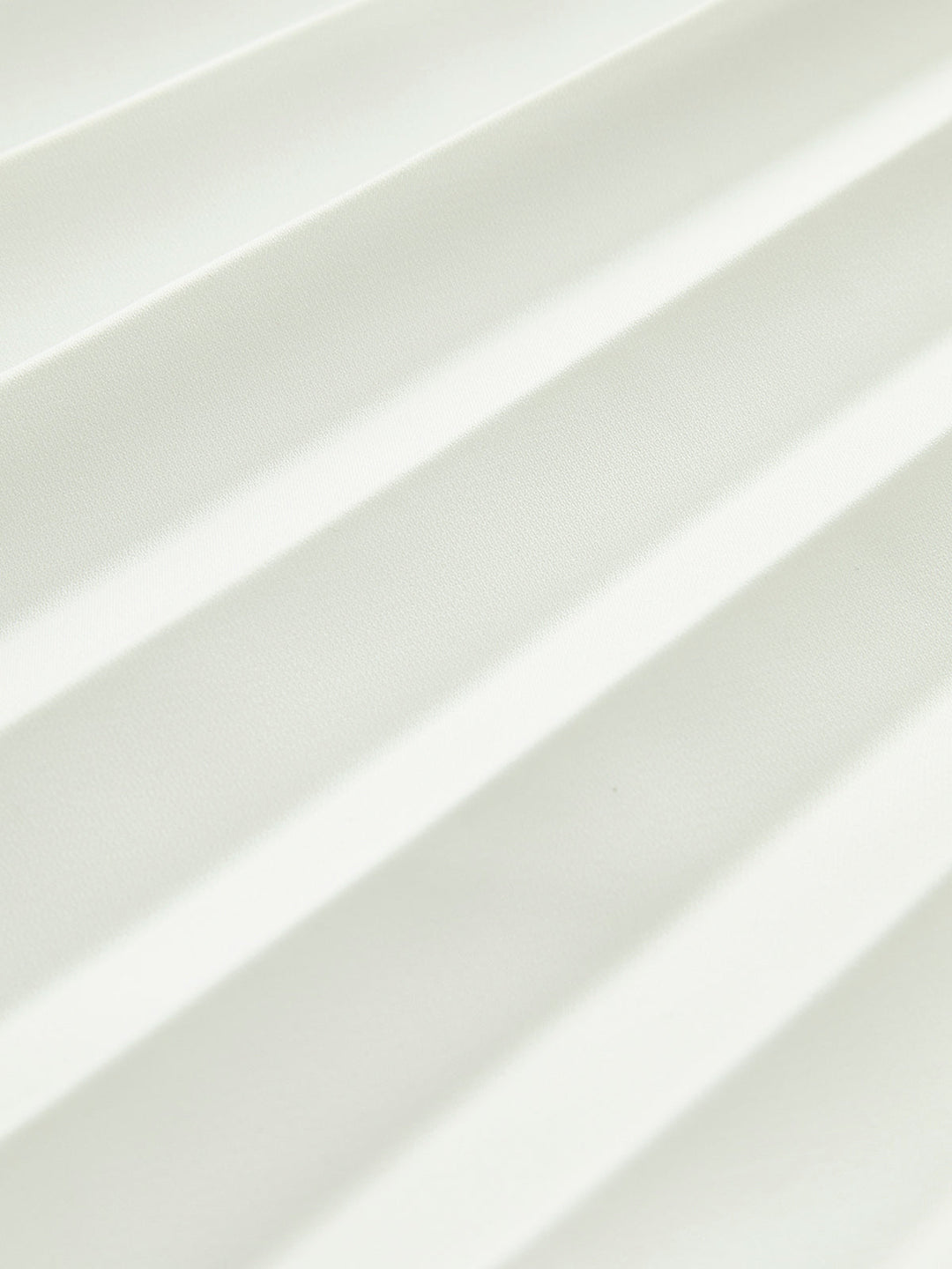 Ivory | Damen Trägerlos Midikleid Plissee mit Schlitz, elegant