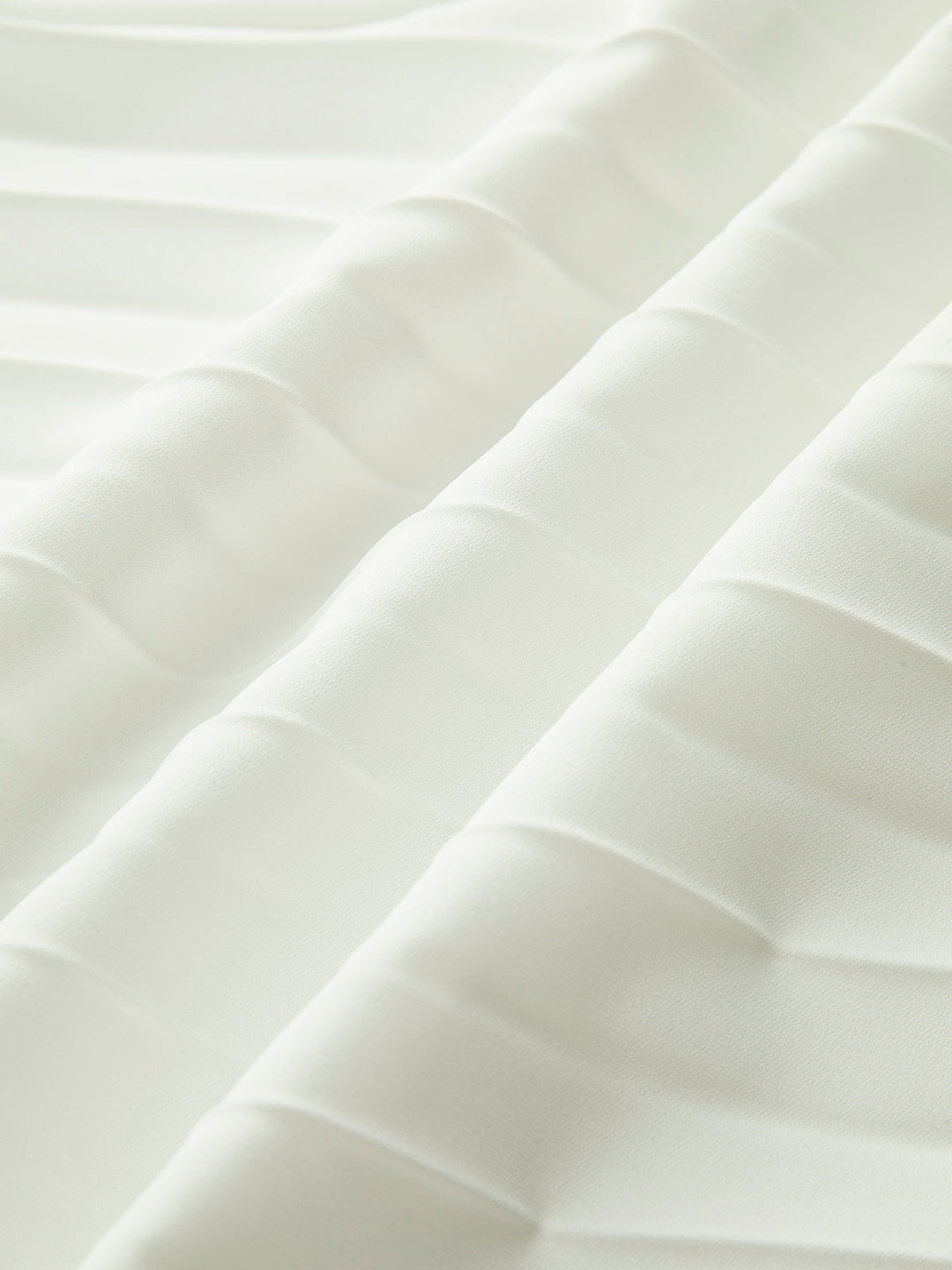 Ivory | Damen Trägerlos Midikleid Plissee mit Schlitz, elegant