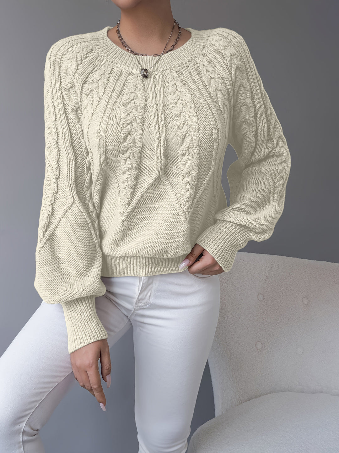 Solvanda | Damen Zopfmuster Strickpullover mit Lärmelärmeln - Taupe - Image 14