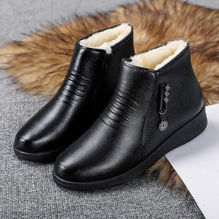 Solveig | Damen Winterstiefel gefütterte Stiefeletten - Black - Image 2