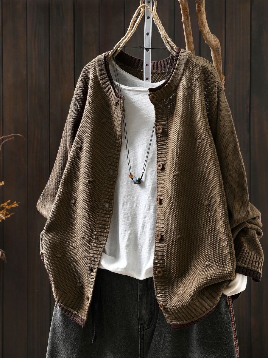 Svanheidra | Damen Oversized Strickjacke mit Knöpfen - Burgundy - Image 7