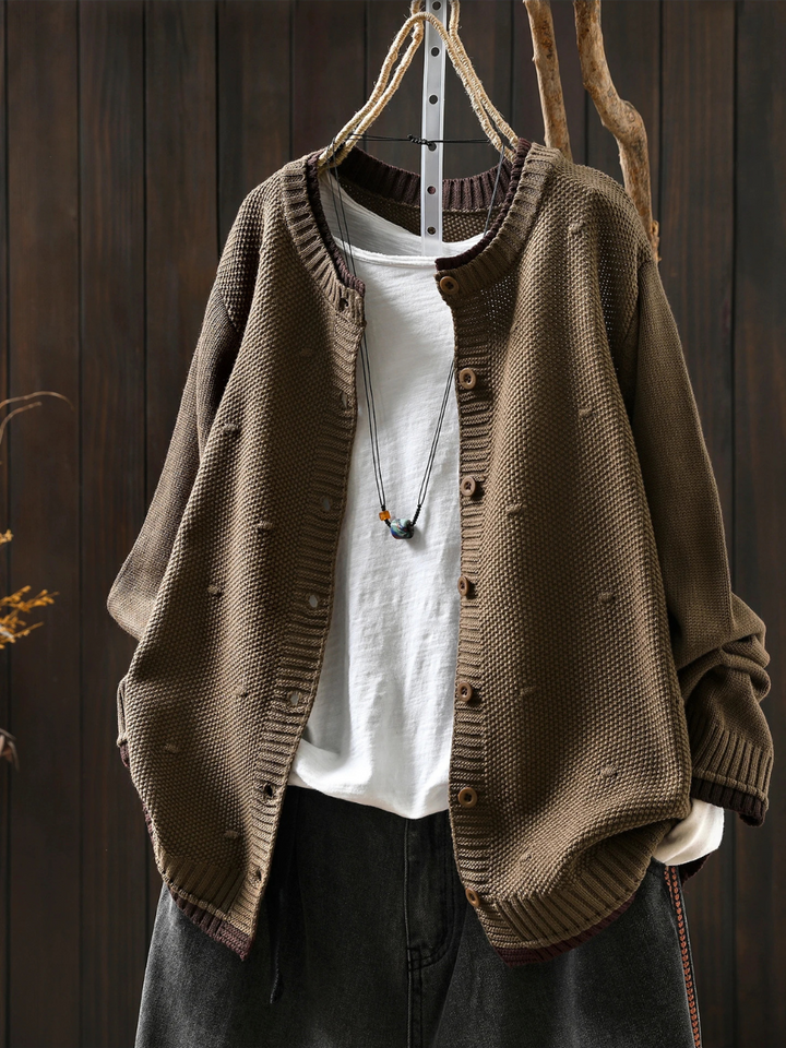 Svanheidra | Damen Oversized Strickjacke mit Knöpfen - Burgundy - Image 7