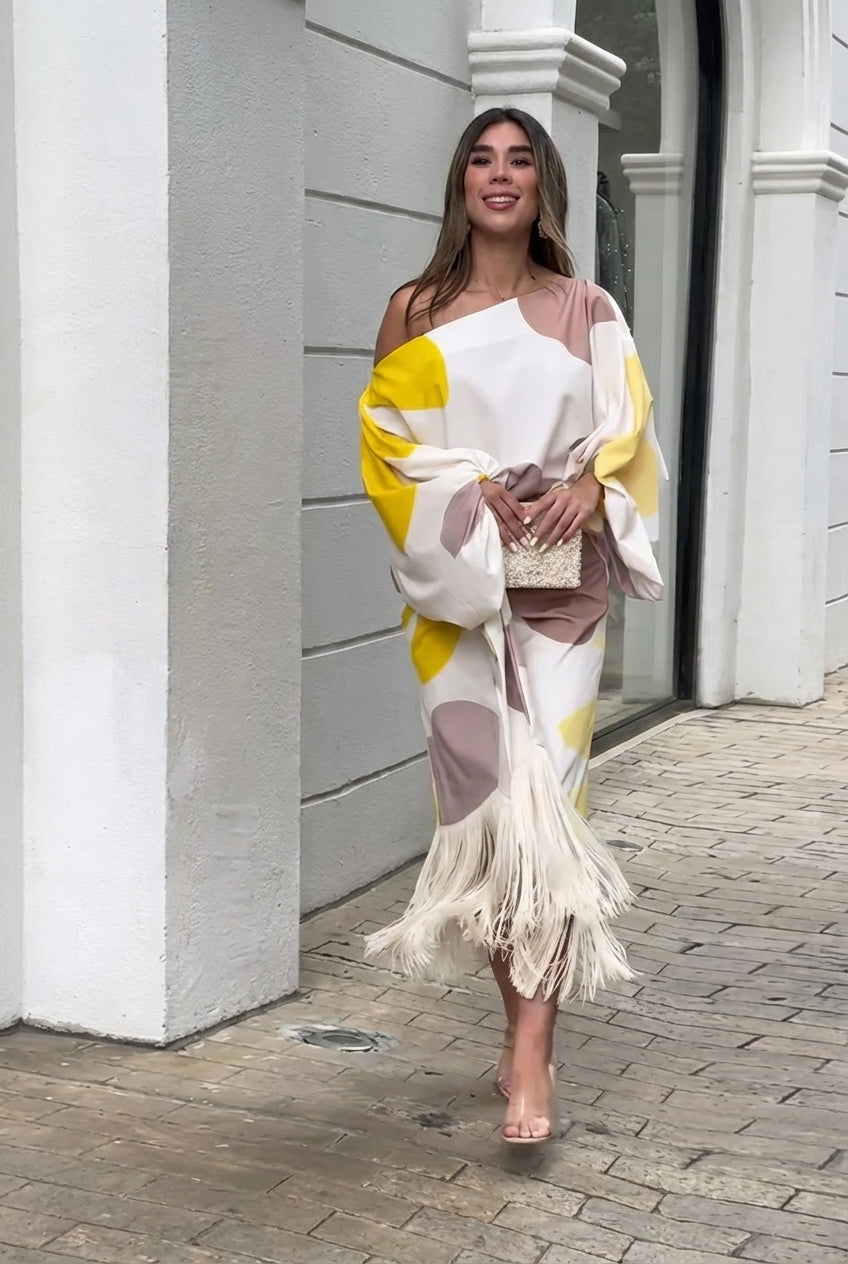 Thisbe | Damen Fransen One-Shoulder Midi Set - Image 1