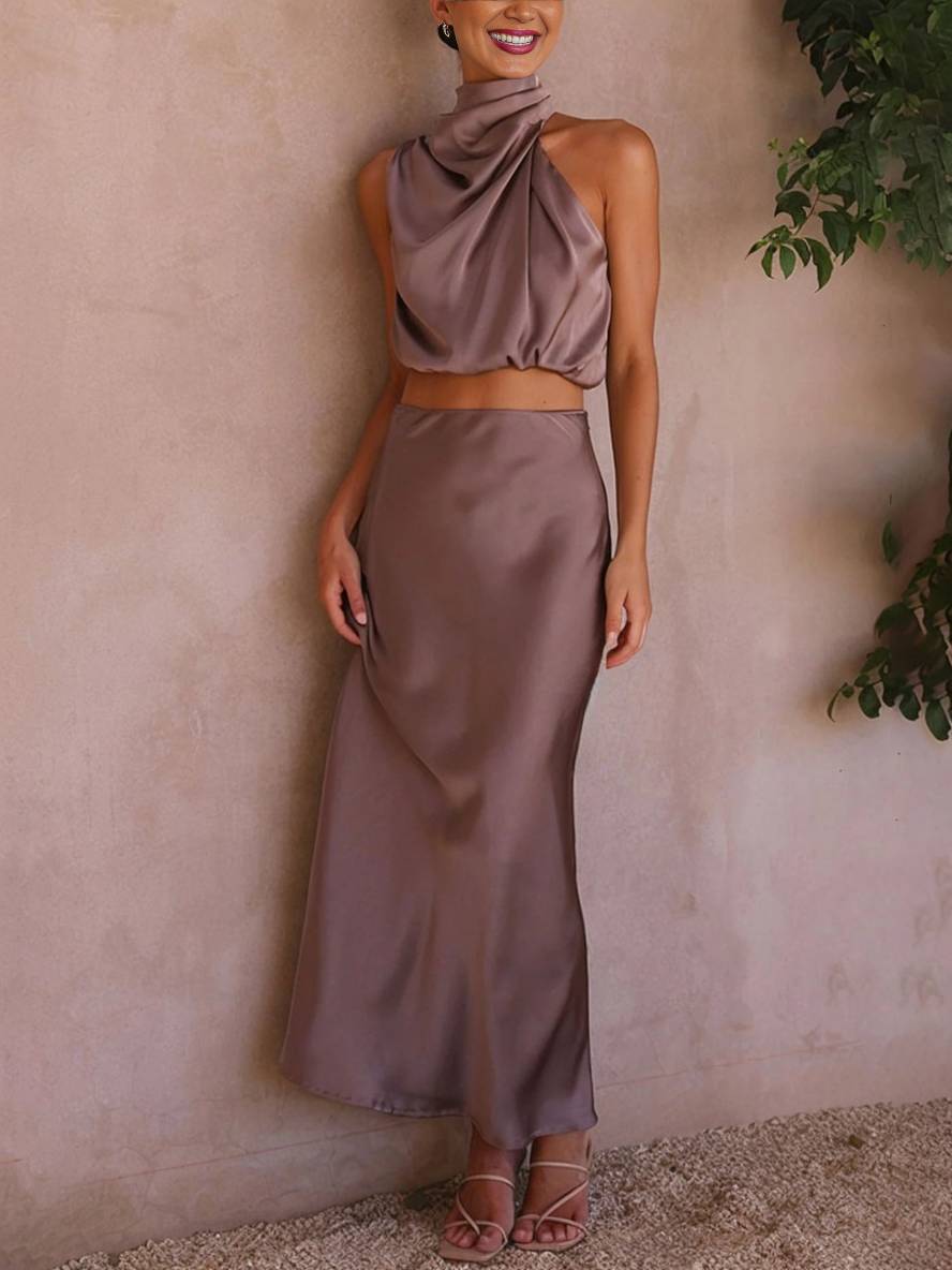 Tindra | Damen Neckholder Zweiteiler Crop Top Maxirock - Brown - Image 21