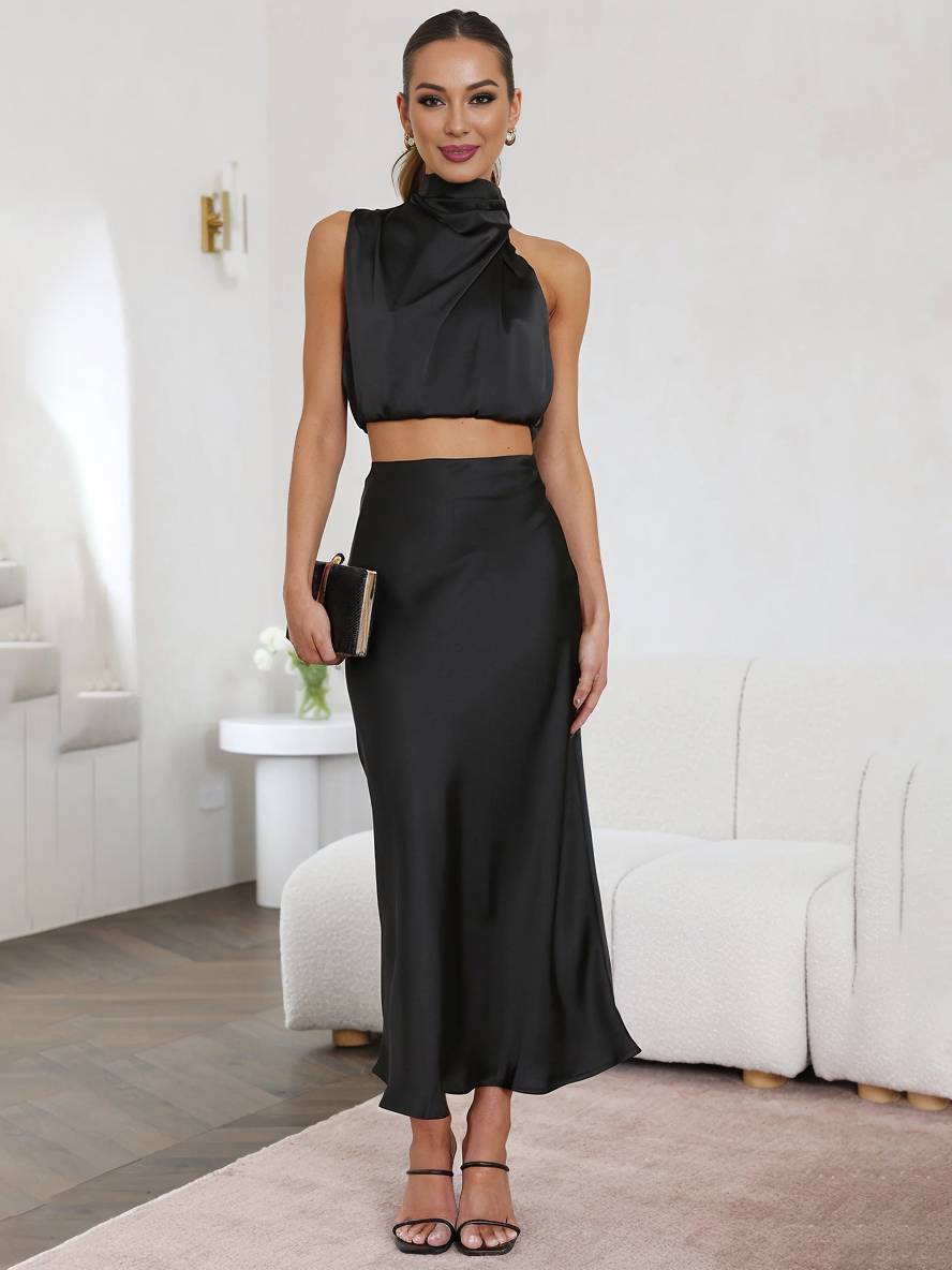 Tindra | Damen Neckholder Zweiteiler Crop Top Maxirock - Brown - Image 29