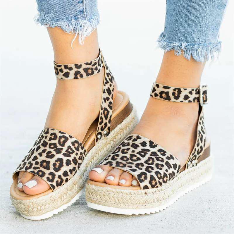 Ursula | Damen Plateau Keilsandaletten mit Espadrille Sohle - Beige - Image 4