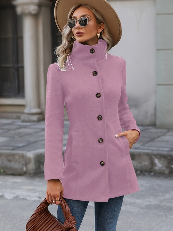 Valdine | Damen figurbetont Kurzmantel mit Knöpfen - Pink - Image 4