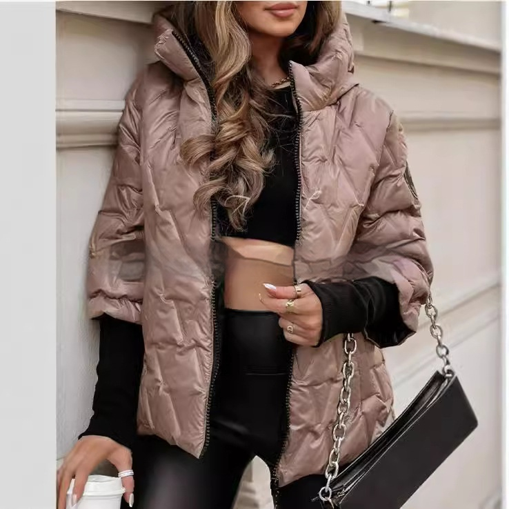 Veldborg | Damen Steppjacke mit Kapuze - Champagne - Image 2