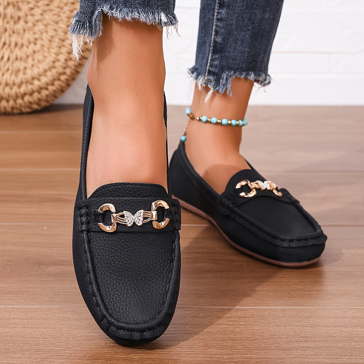 Vrenka | Damen Loafer Slipper mit Metallspange - White - Image 5
