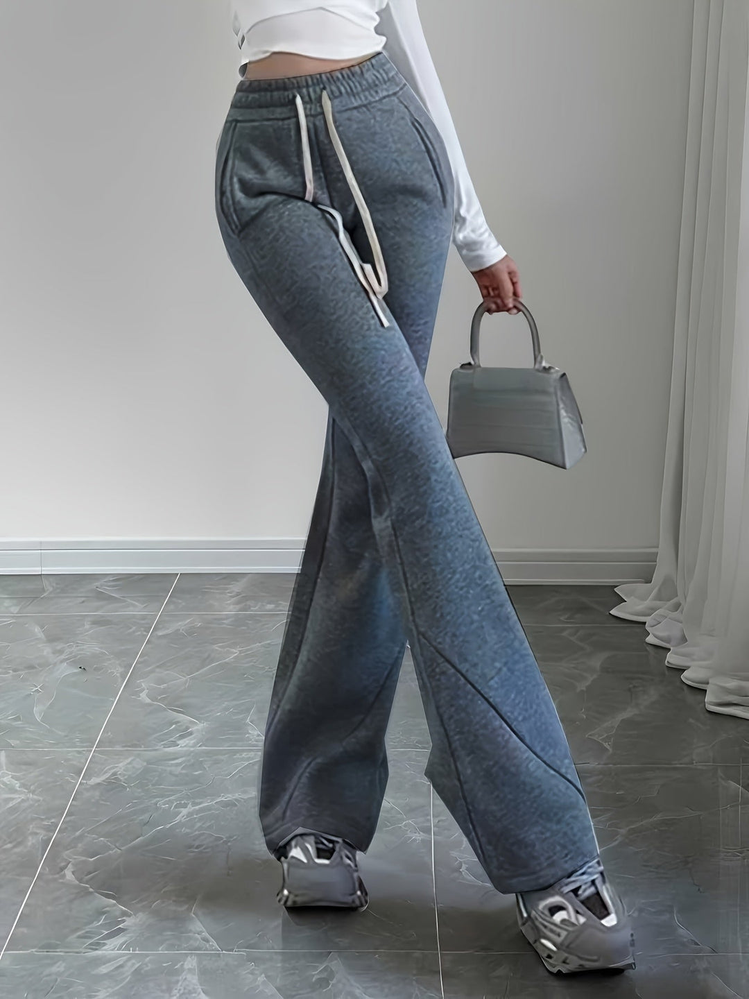 Wencburg | Damen Schlaghose Jogginghose mit Tunnelzug - Black - Image 10