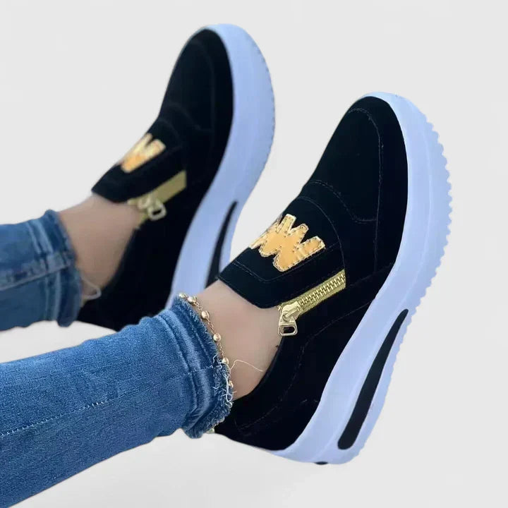 Wilhelmina | Damen Orthopädische Slip-On Sneaker - Black - Image 3