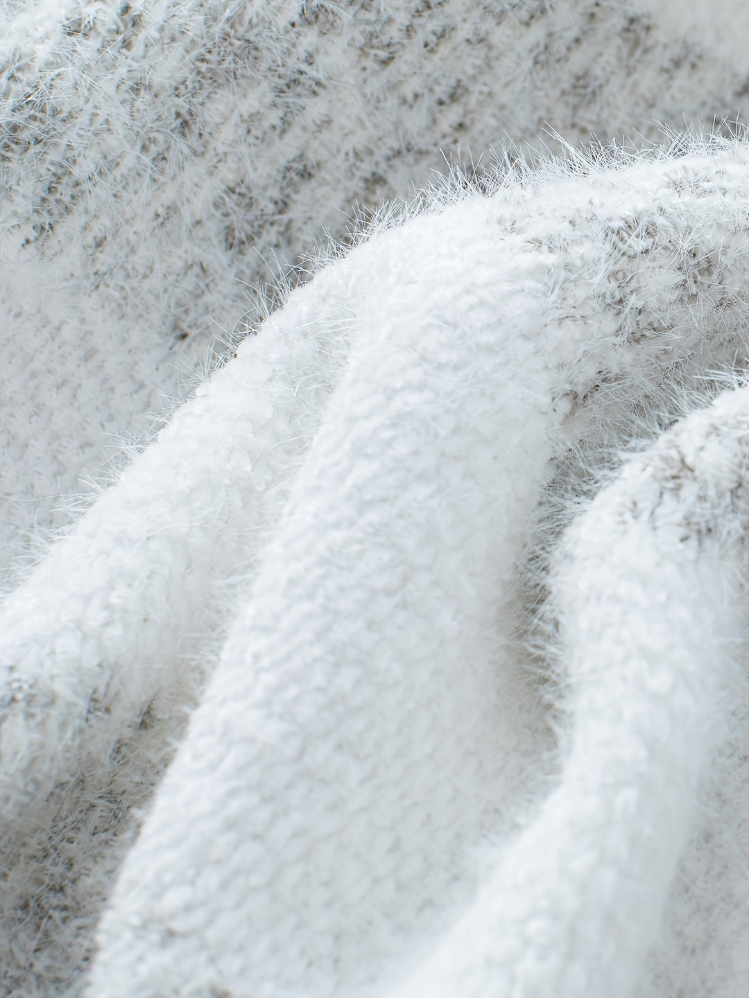 Wulfheda | Damen Gestreifter Rollkragen Strickpullover - White - Image 6
