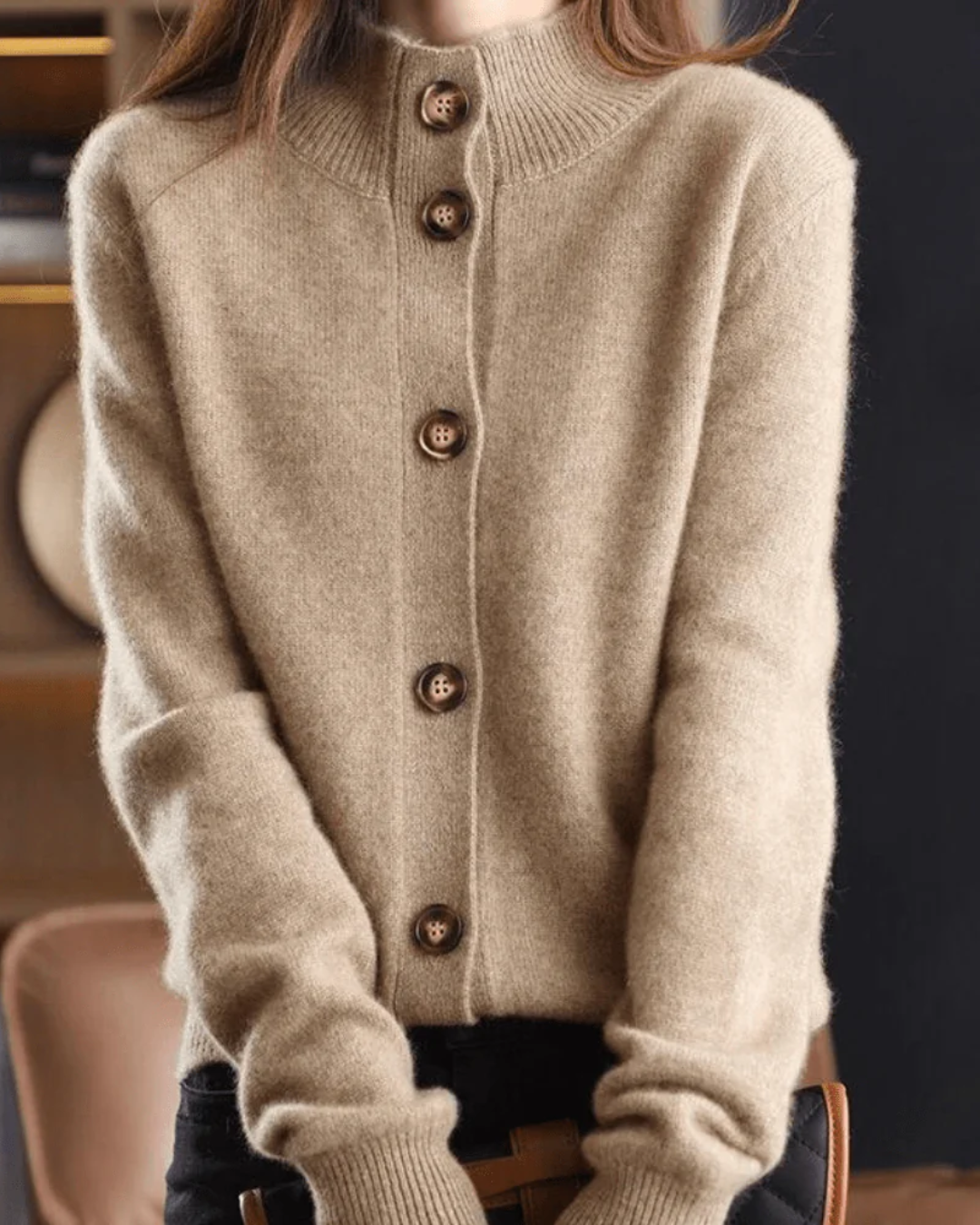 Wulfine | Damen Strickjacke mit Knopfleiste - Cream - Image 7