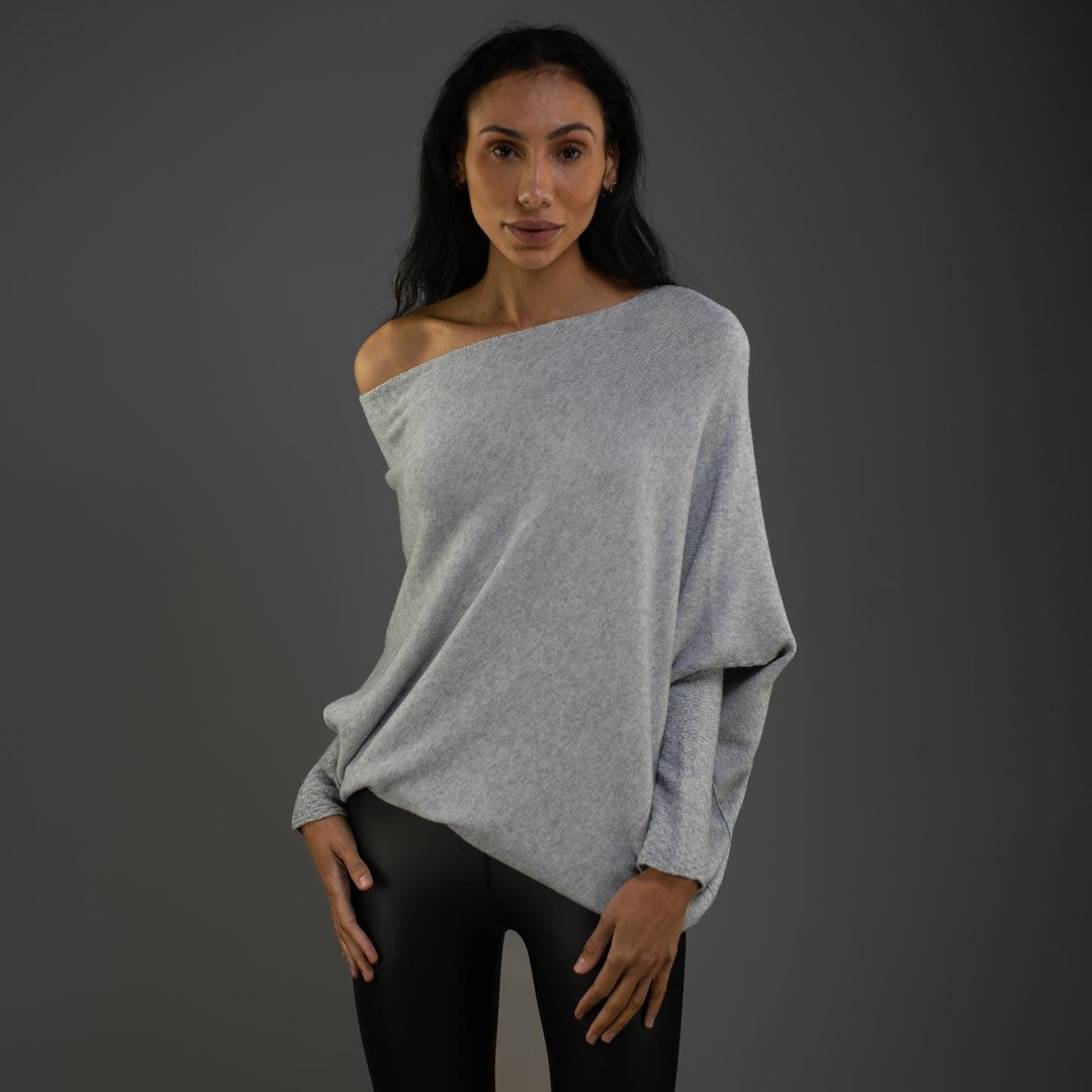 Xanthe | Damen Asymmetrischer Off-Shoulder Pullover - Grey - Image 3