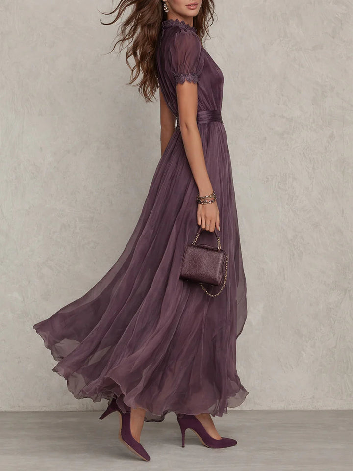 Zinara | Damen Kurzarm Maxikleid mit Spitzendetails - Purple - Image 2