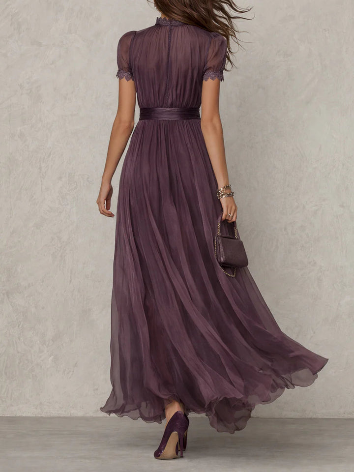 Zinara | Damen Kurzarm Maxikleid mit Spitzendetails - Purple - Image 3