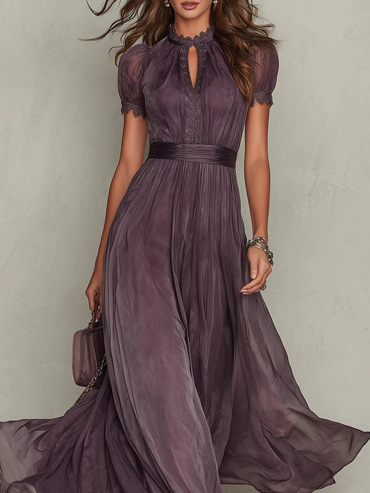Zinara | Damen Kurzarm Maxikleid mit Spitzendetails - Purple - Image 4